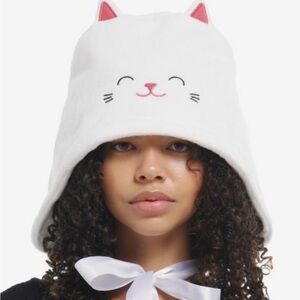 Hot topic, cat hat